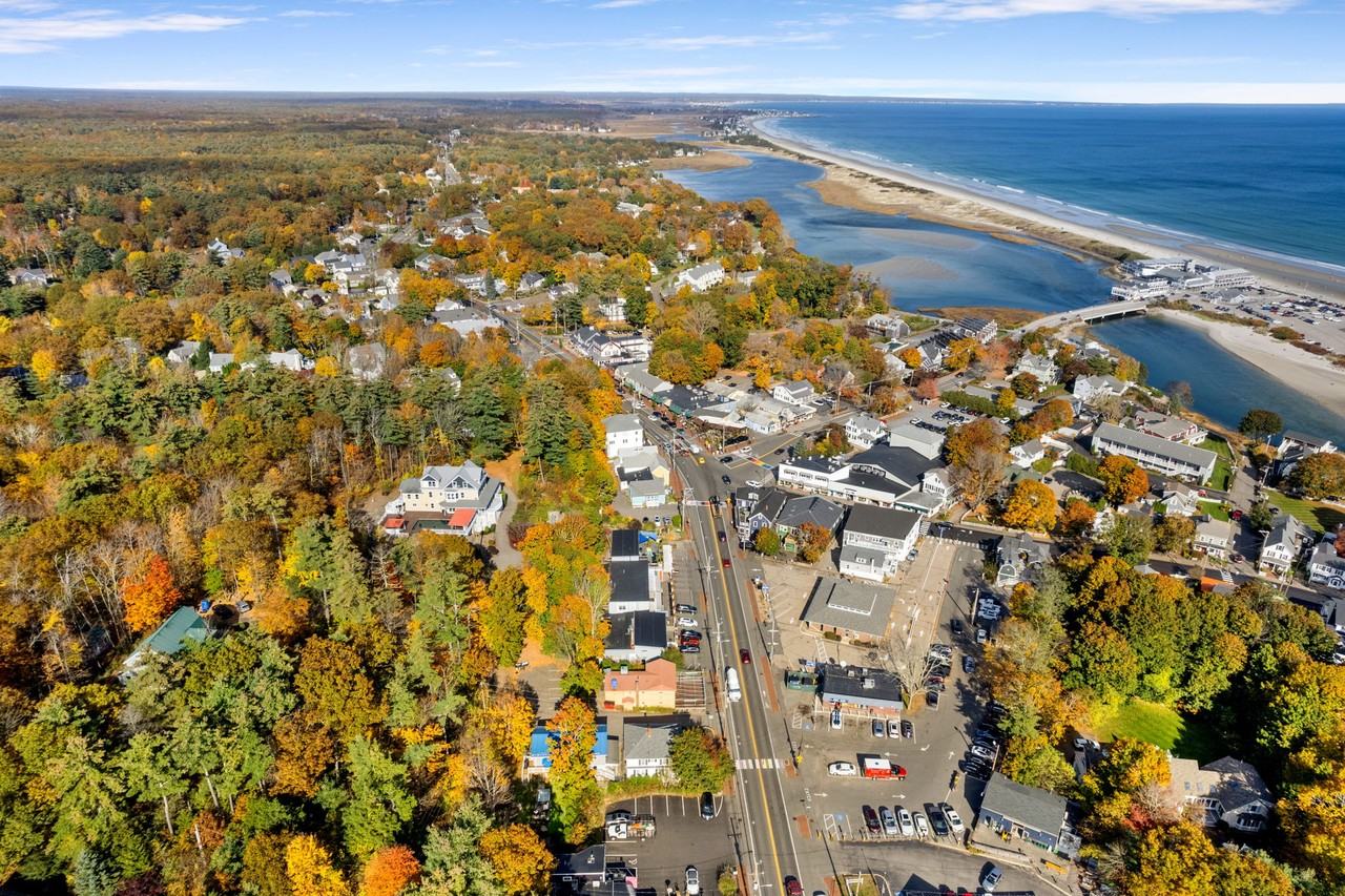 181 Main St #1 - Photo 3 of 50