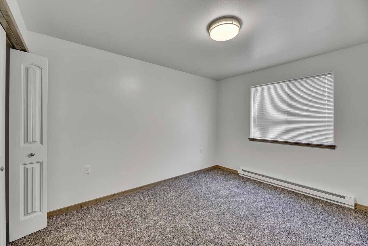 901 Gibbon Street #4 - Photo 7 of 16