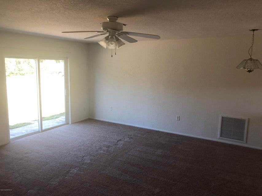 1623 Sadigo Street Southeast #1623 - Photo 5 of 8