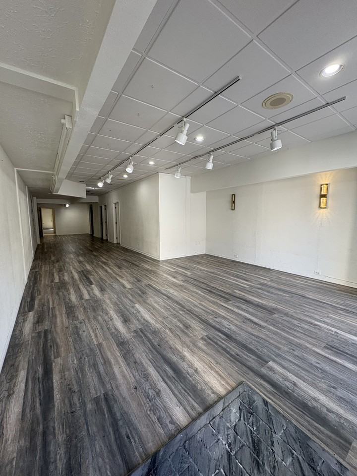 1707 Jefferson Street - Photo 3 of 18