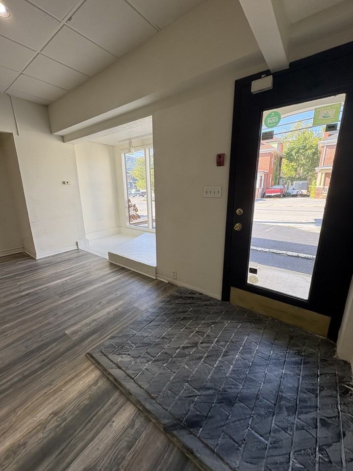 1707 Jefferson Street - Photo 7 of 18