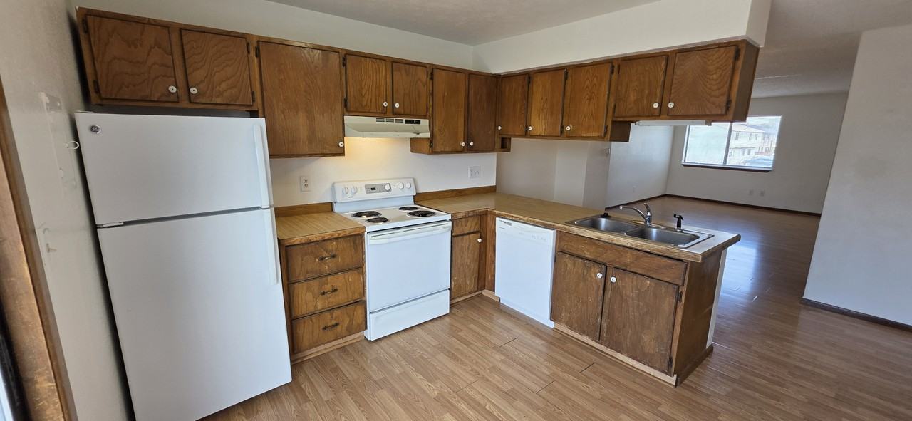 481 Mae St #4 - Photo 5 of 8