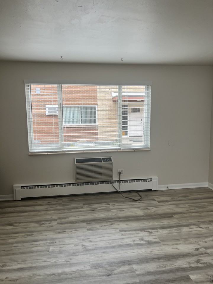 715 Moore Street #4 - Photo 6 of 20