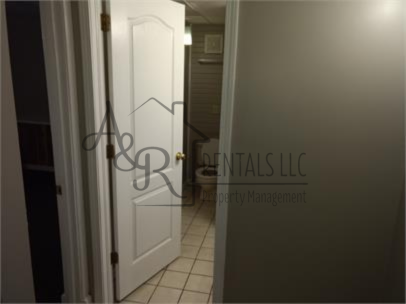 116 East Carlton Street #B - Photo 5 of 17