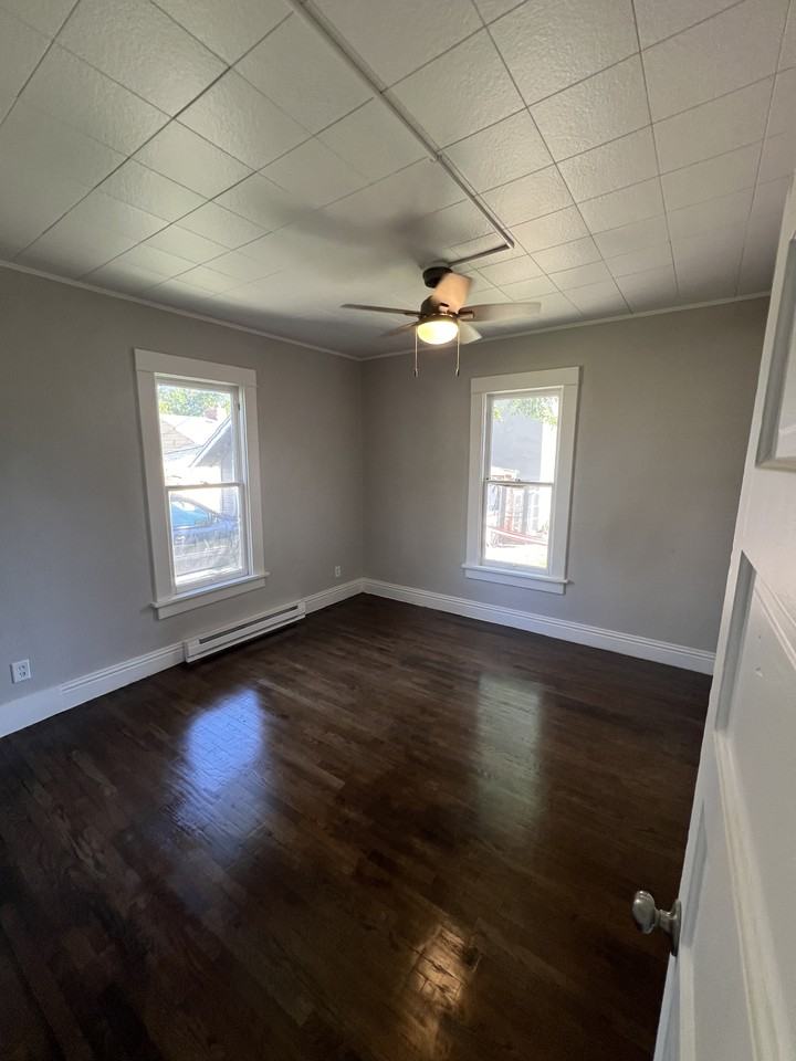 420 Lincoln St #420 - Photo 6 of 9