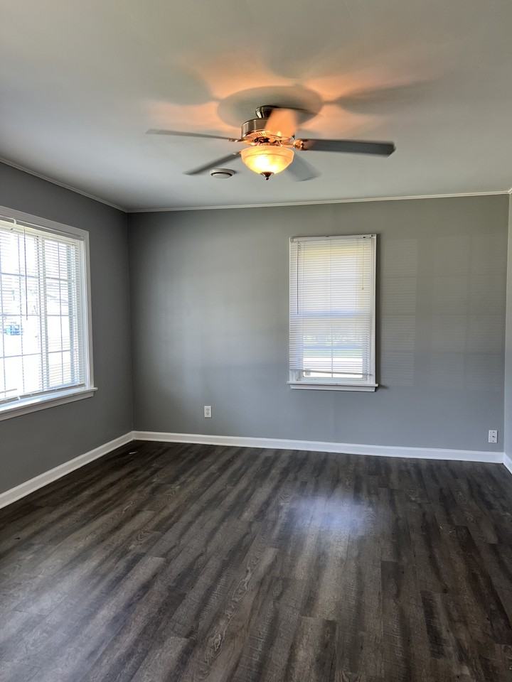 37439 N Lake Shore Dr #1 - Photo 5 of 10