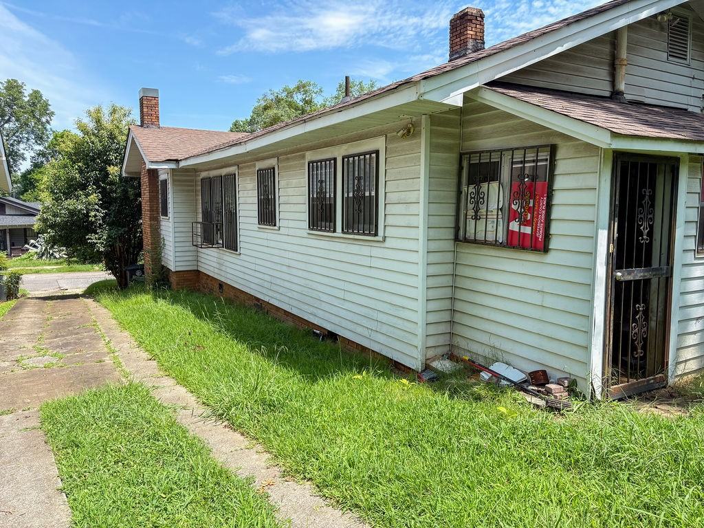 921 Valley Road Place #1 - Photo 2 of 14