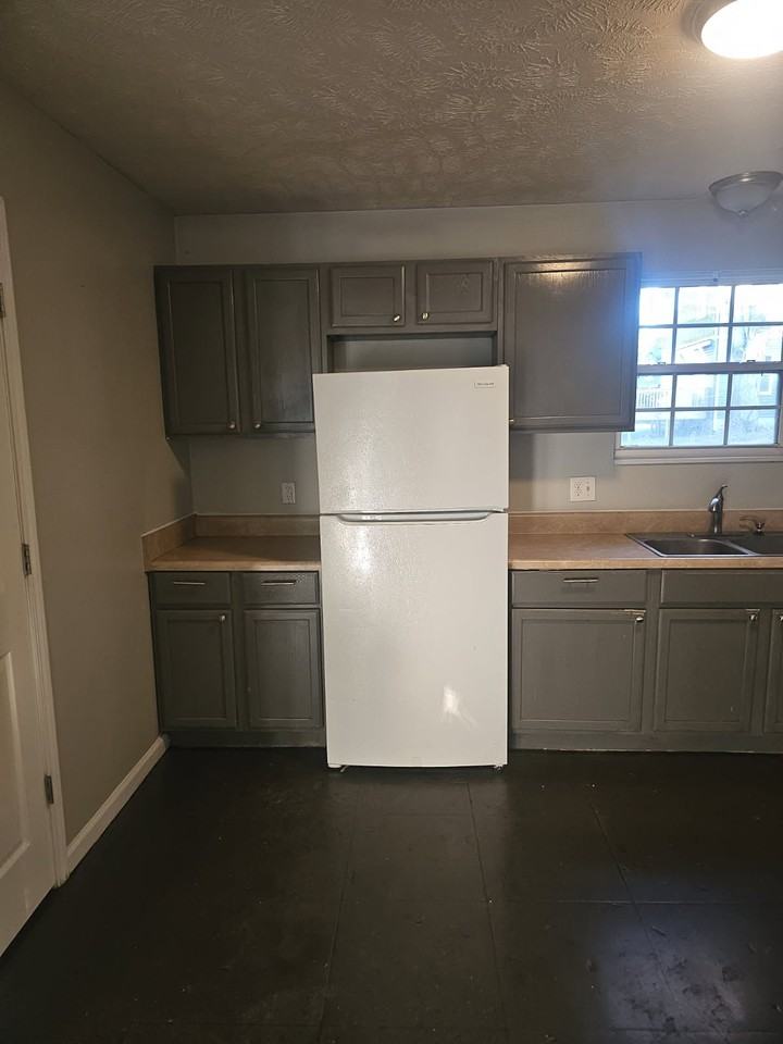 2074 Leota St #1 - Photo 4 of 7