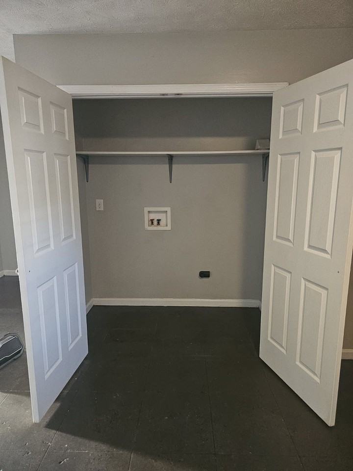 2074 Leota St #1 - Photo 5 of 7