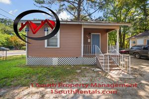 featured image of 660 Summerville Street #1