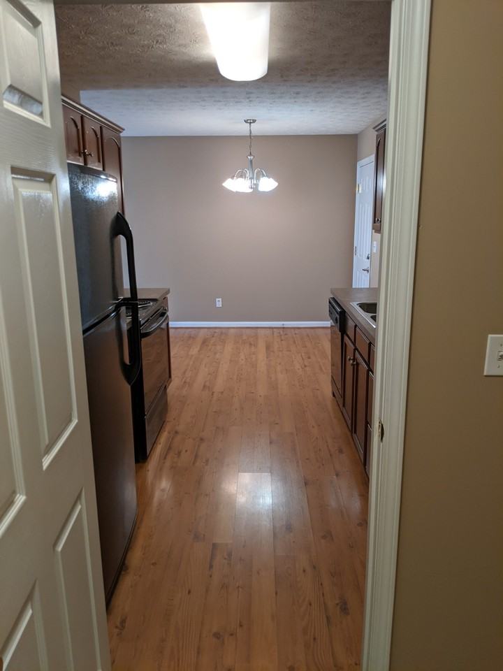 10501 Chariot Run Ct #10501-201 - Photo 6 of 25