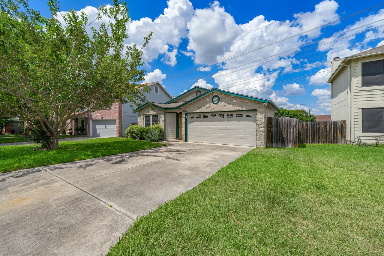 4527 Stradford Place #1 - Photo 2 of 30