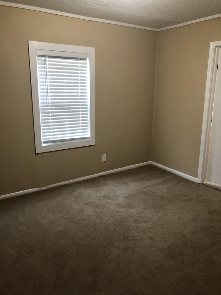 3921 Wiggins Dr #1 - Photo 2 of 8