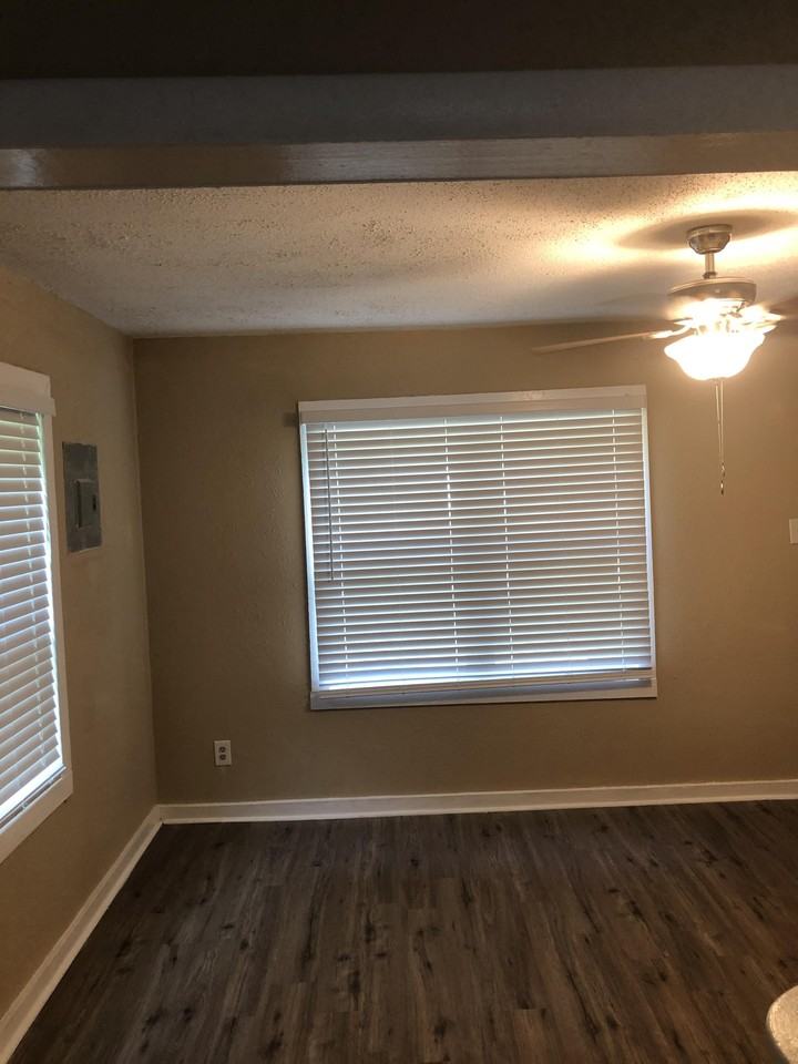 3921 Wiggins Dr #1 - Photo 3 of 8