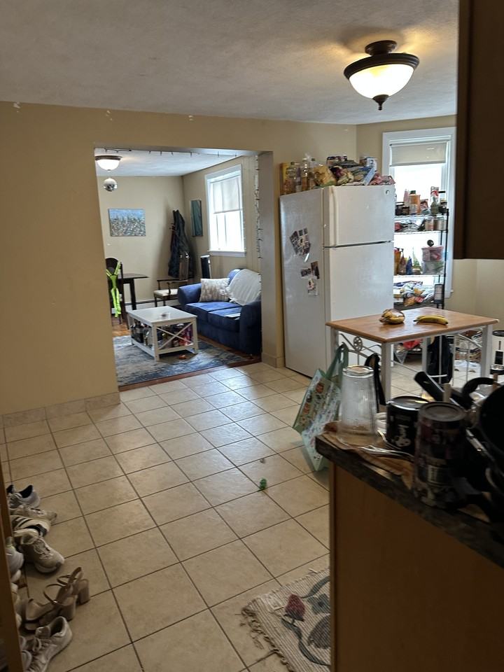 5 Lowden Ave #2 - Photo 4 of 25