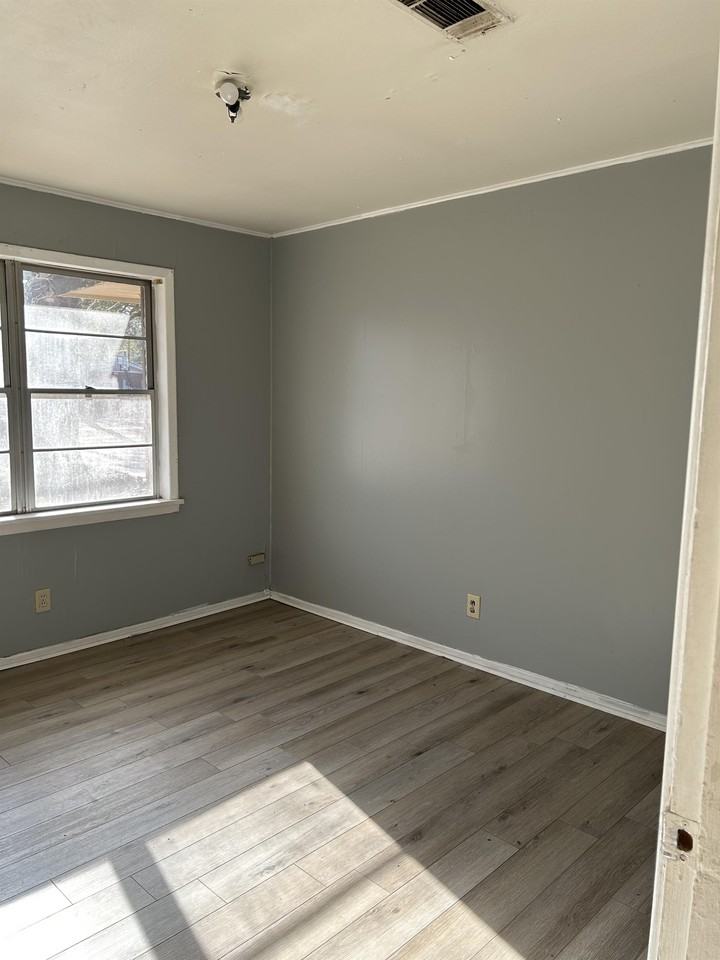 2707 Fort Miro Avenue #1 - Photo 5 of 30