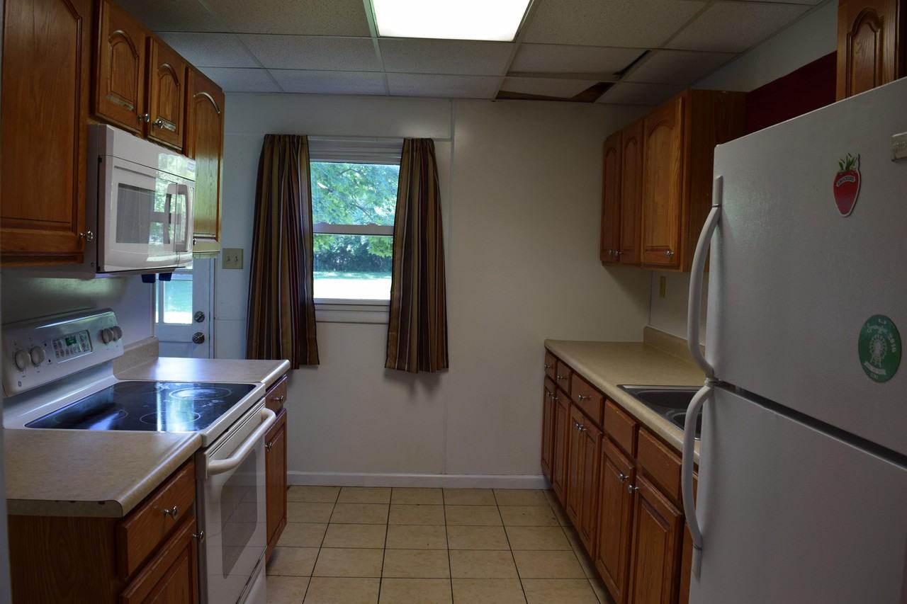 331 East Chestnut Street #1 - Photo 3 of 19