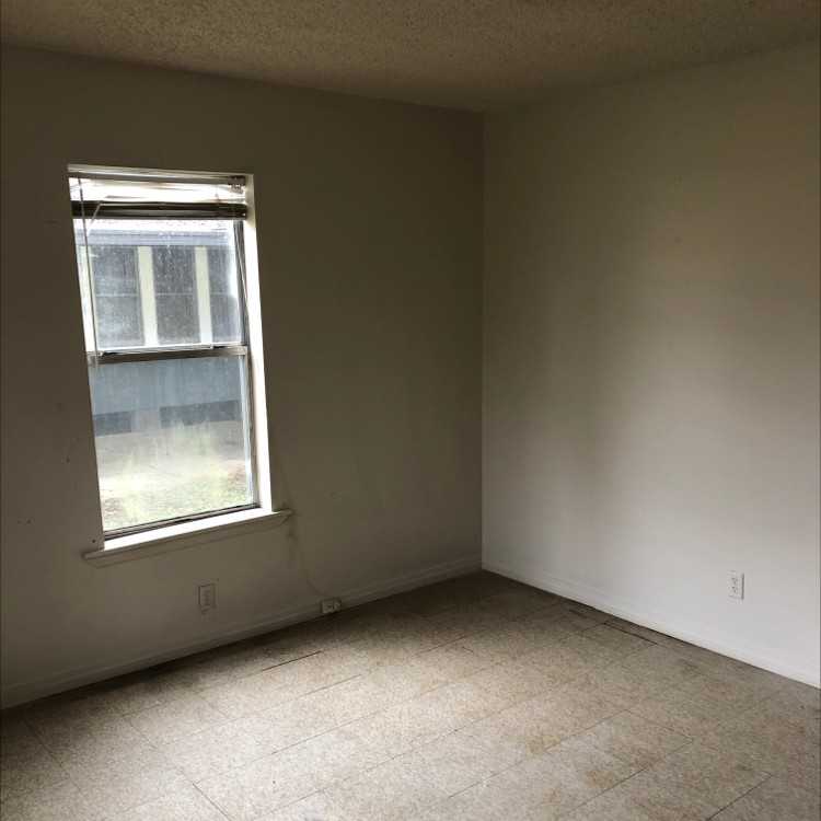 606 Richardson St #1 - Photo 4 of 5