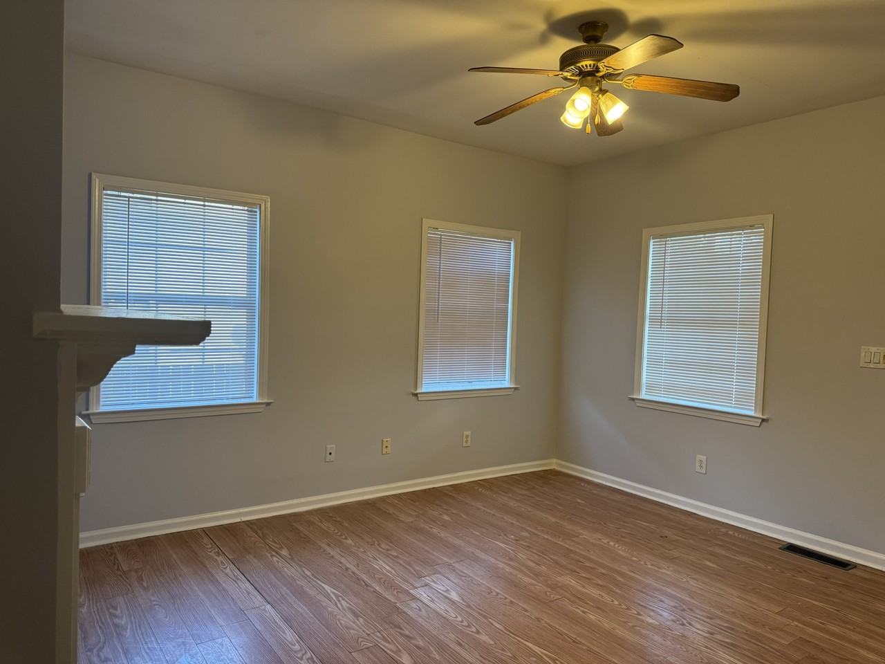 61 61 Weyman Avenue Southwest - 1 #1 - Photo 3 of 16