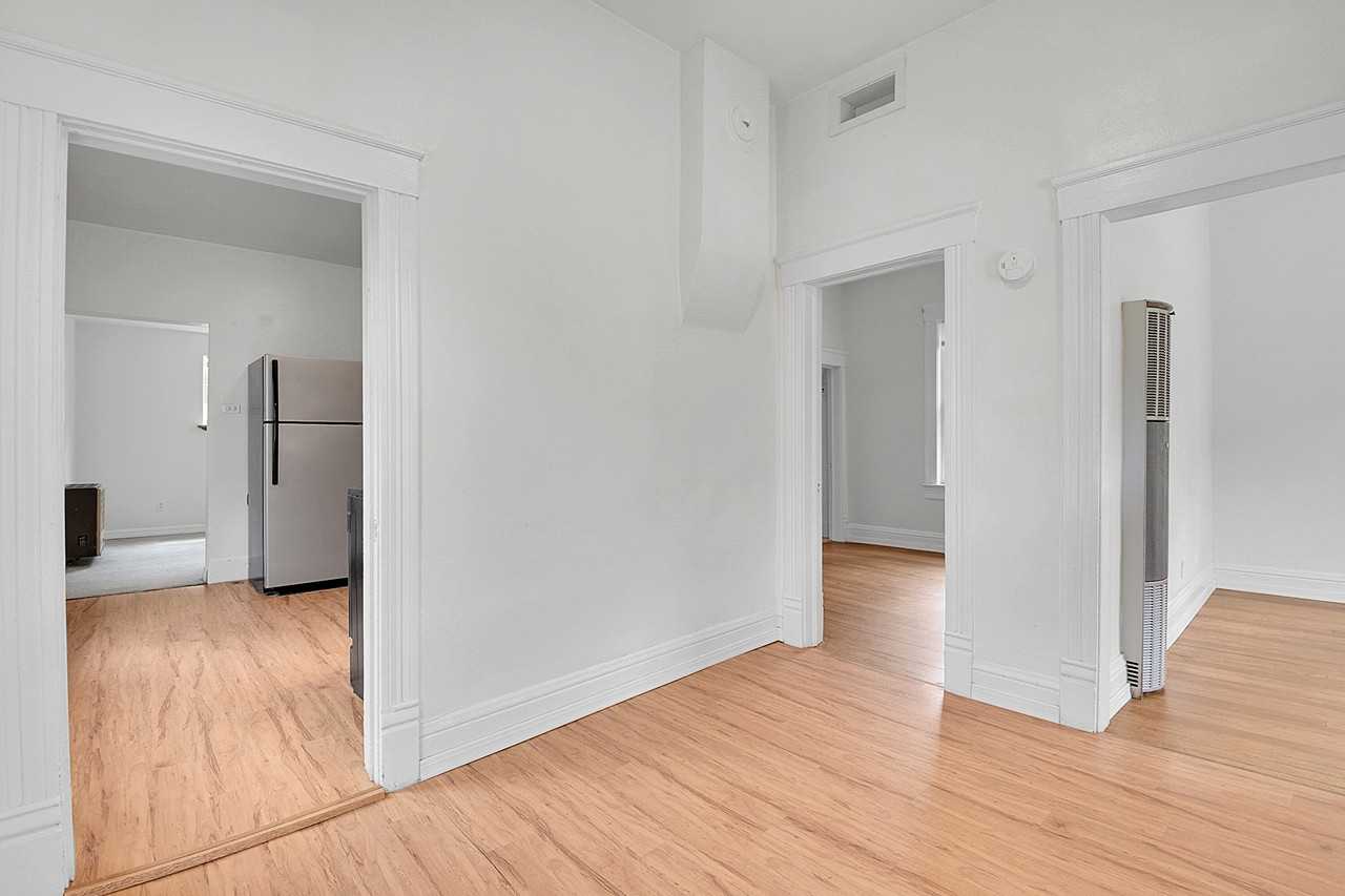 2229 Miner St #1 - Photo 5 of 24