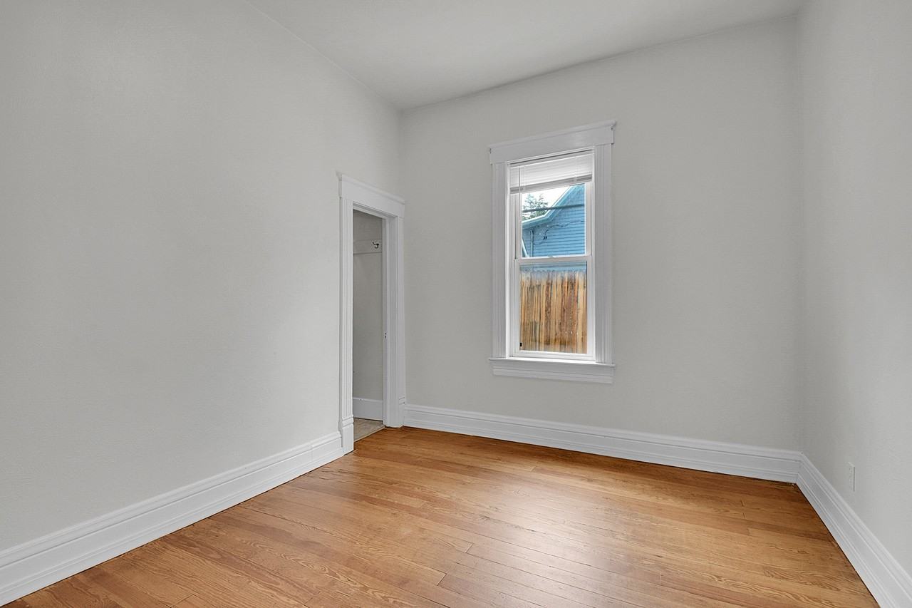 2229 Miner St #1 - Photo 7 of 24