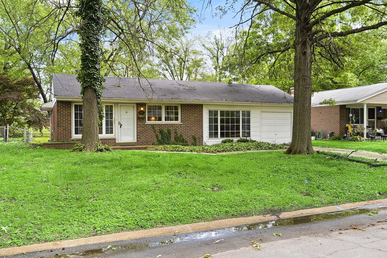 160 Saint Benedict Lane #1 - Photo 3 of 21