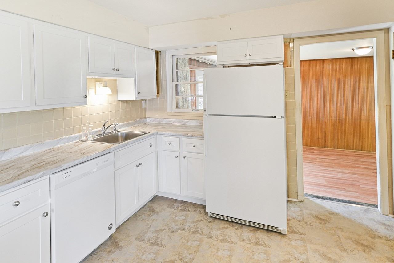 160 Saint Benedict Lane #1 - Photo 7 of 21