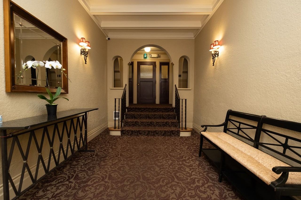 ELIZABETH APARTMENTS (ELIZ01) - Photo 4 of 42