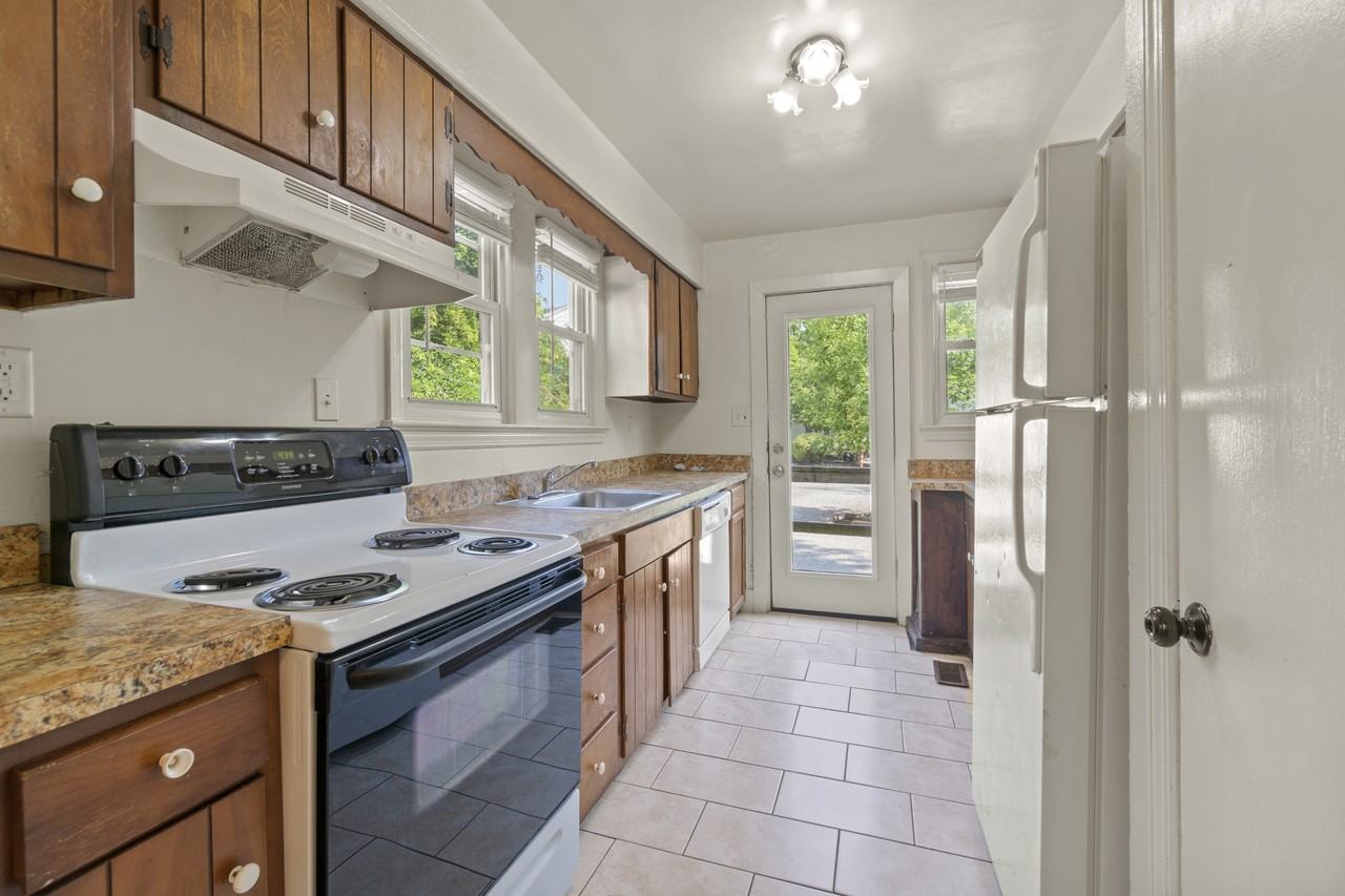 4610 Calvert Road #1 - Photo 4 of 7