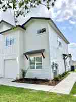 featured image of 216 E 20th St #216