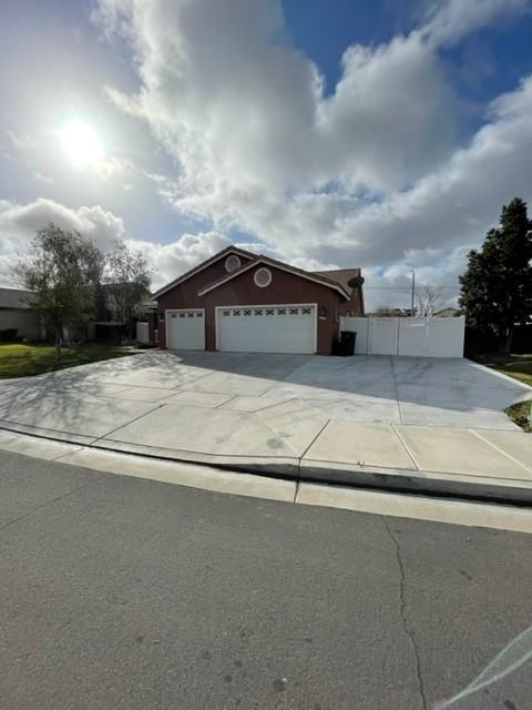 1072 Sun up Circle #1 - Photo 3 of 50