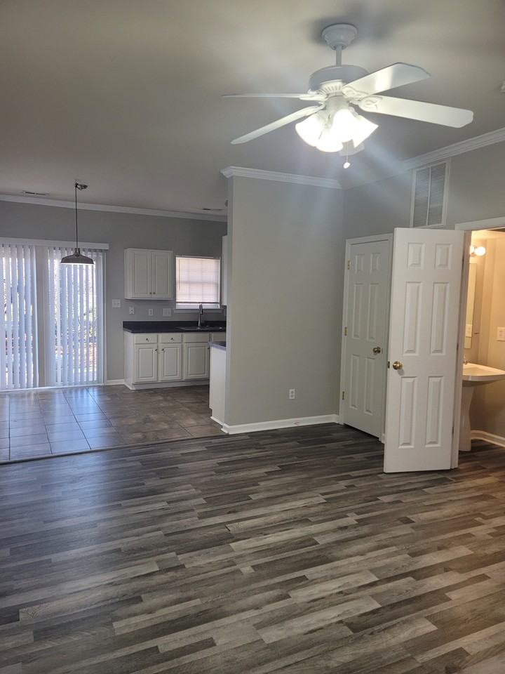 126 Reid Ln #1 - Photo 5 of 10