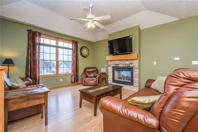 523 East 4th Street #1 - Photo 3 of 24