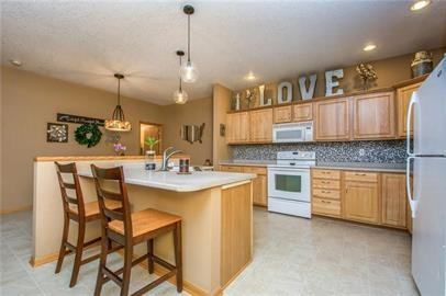 523 East 4th Street #1 - Photo 6 of 24