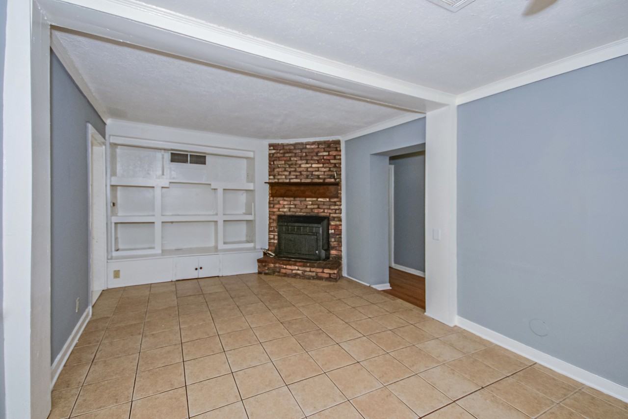 4244 Sunshine Dr #1 - Photo 7 of 30