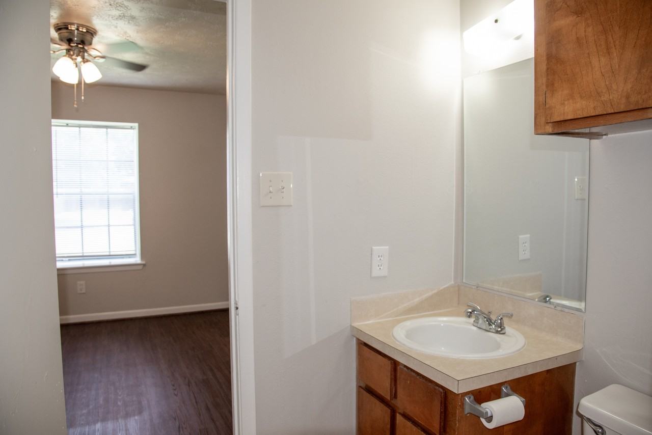 1902 Woodsman Drive #A - Photo 2 of 12