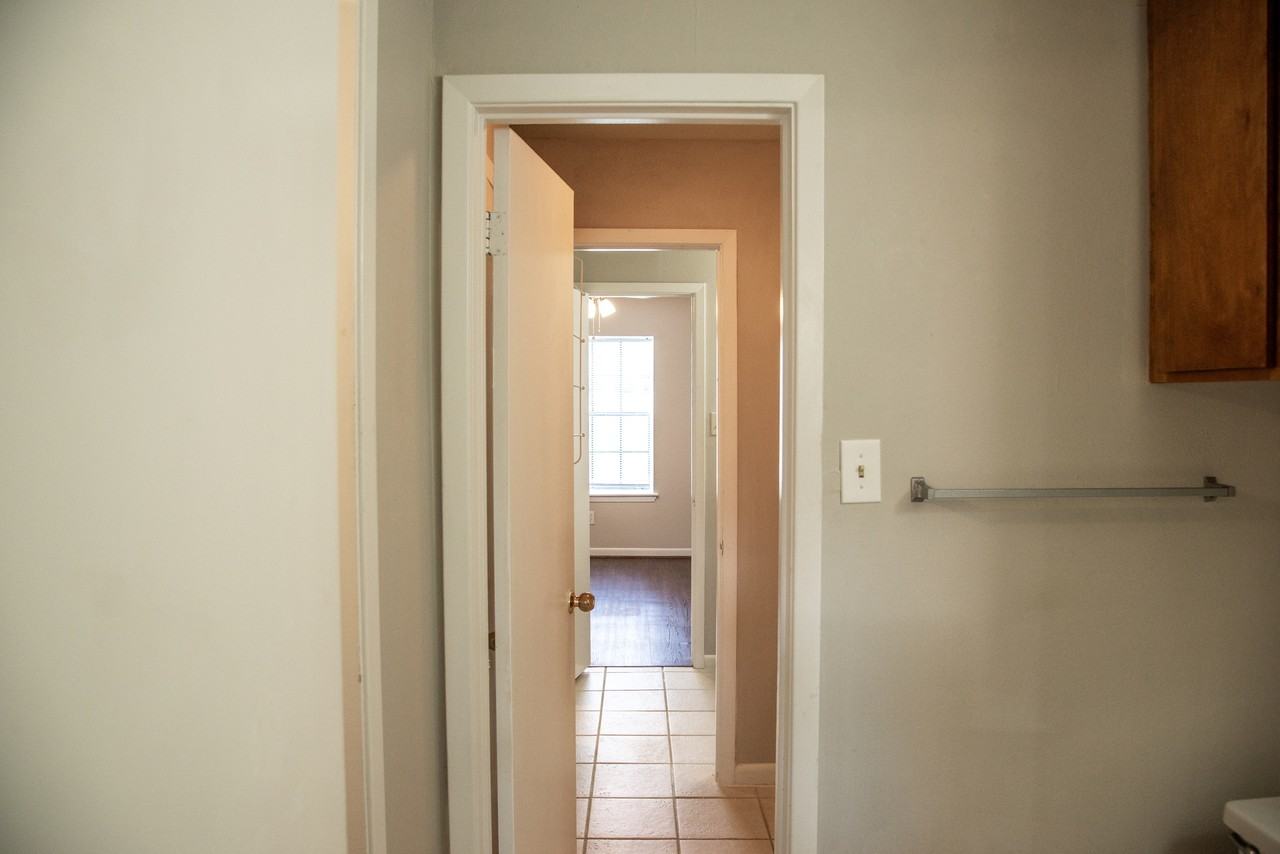 1902 Woodsman Drive #A - Photo 6 of 12