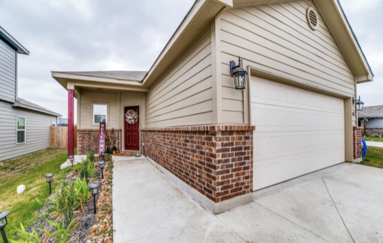 12811 Lucas Ridge Dr #1 - Photo 2 of 20