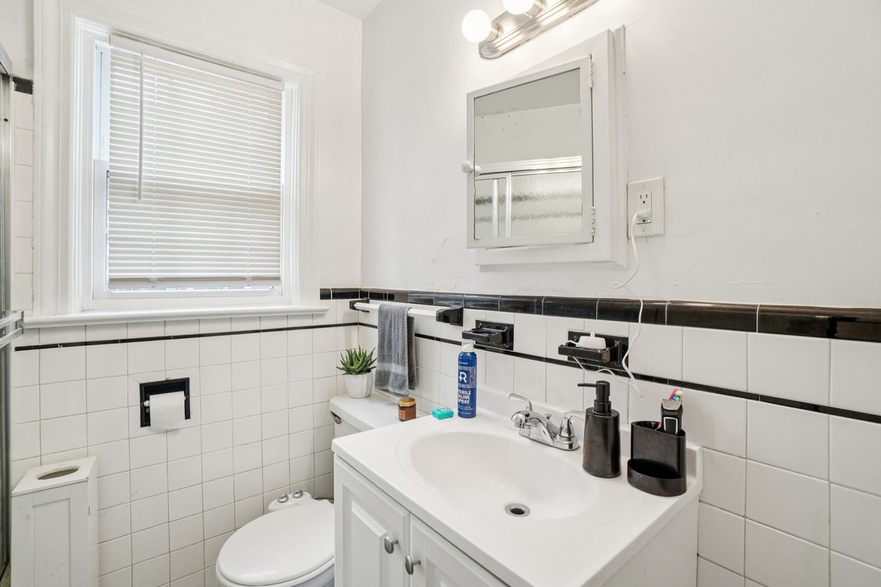 7003 Dartmouth Ave #1 - Photo 5 of 8