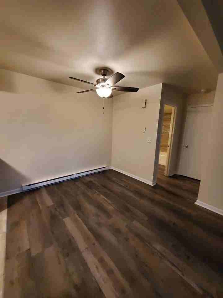 Cherryvale N Blvd, 7572 - Photo 4 of 18