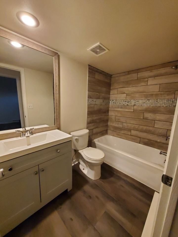 Cherryvale N Blvd, 7572 - Photo 5 of 18