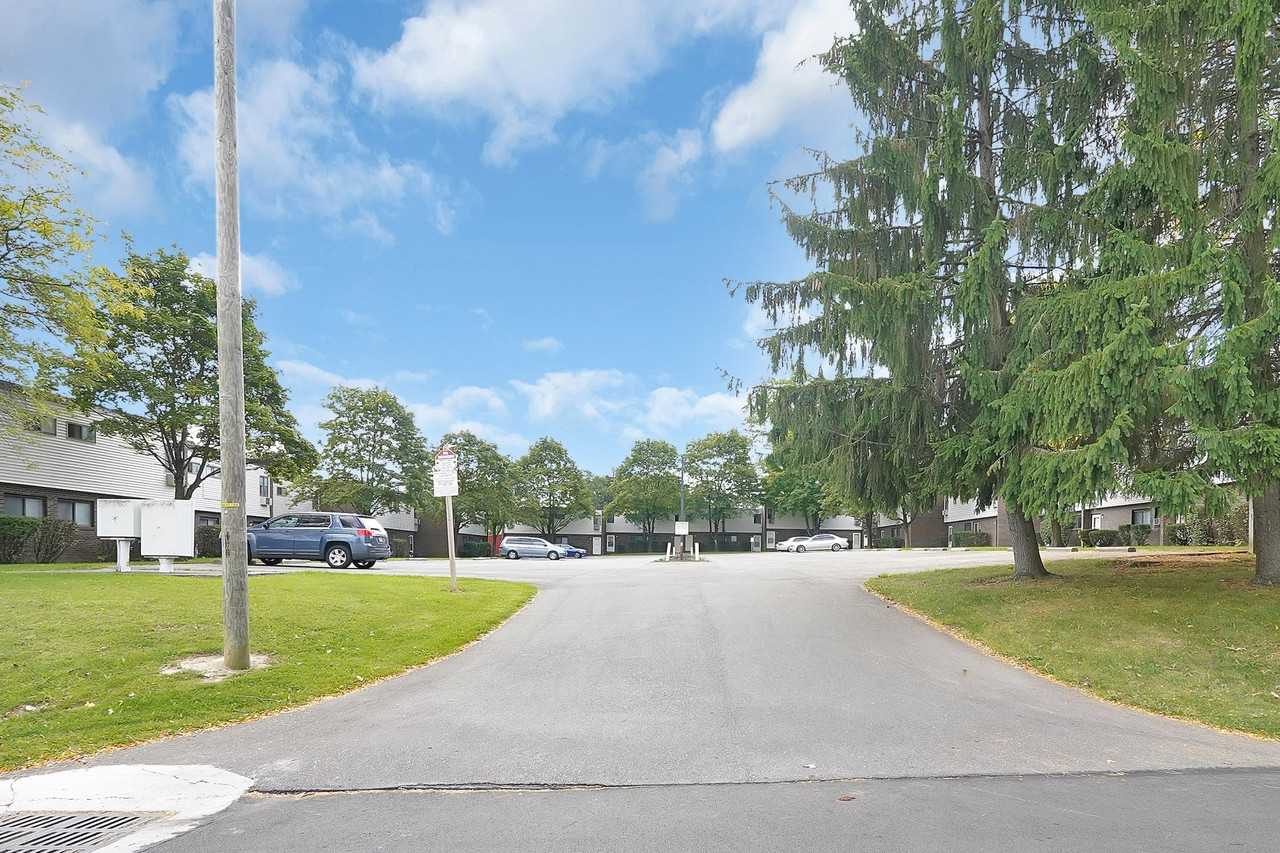 650 King St #650-8 - Photo 2 of 5