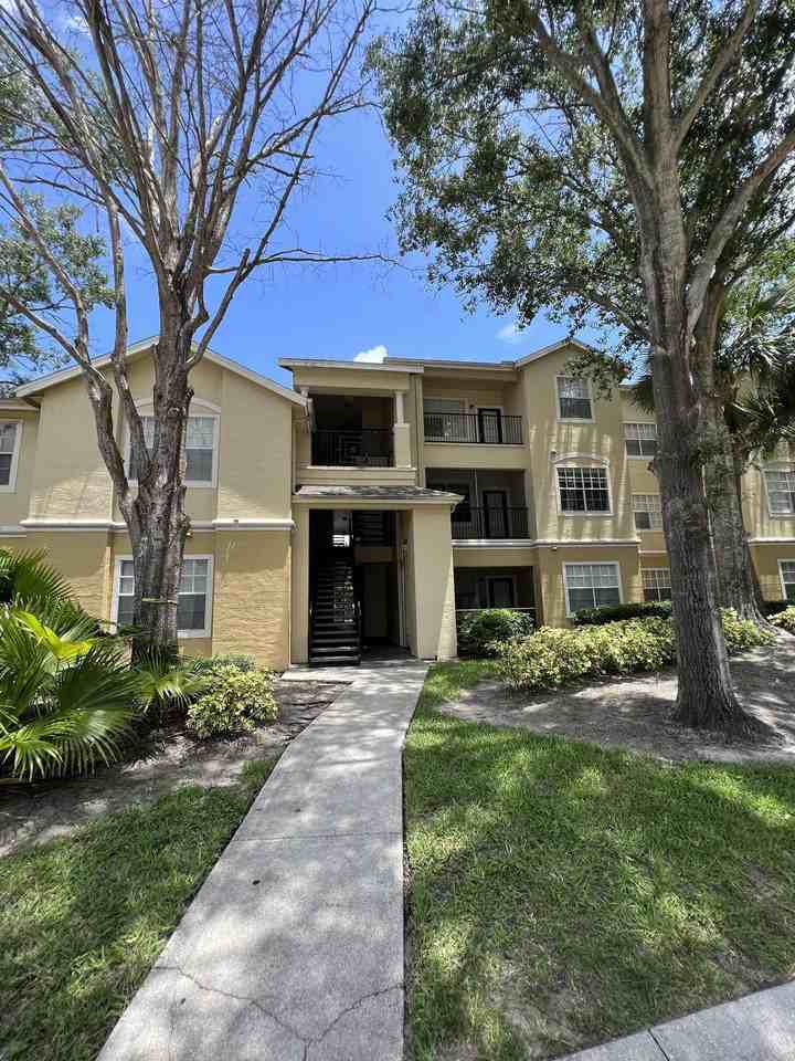 2544 Robert Trent Jones Dr #813 - Photo 2 of 11