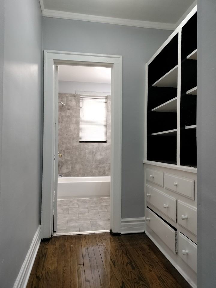 1739 1739 West 80th Street-3 - 1739-3 #1739-3 - Photo 3 of 17