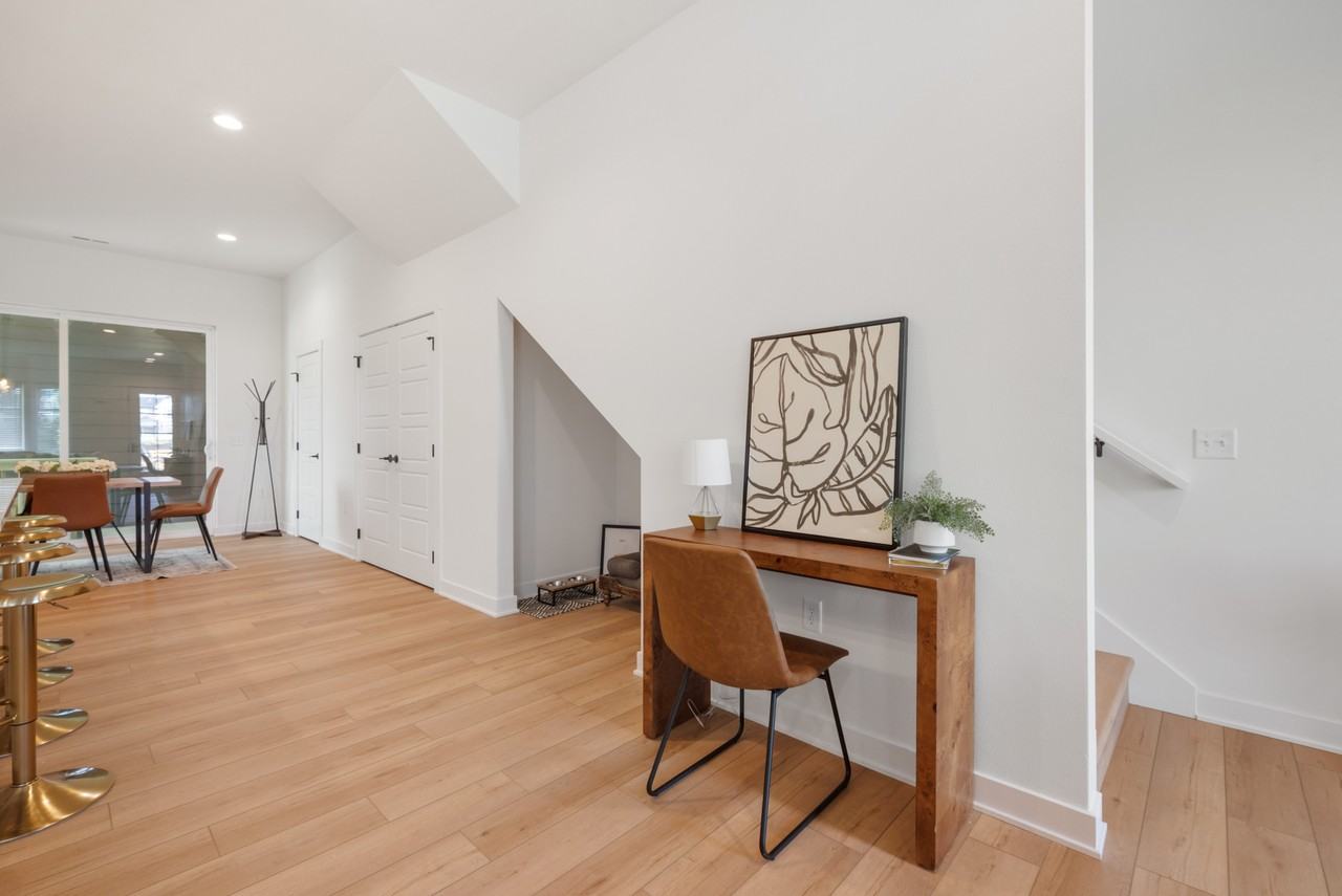 1121 Sw 11th St #1 - Photo 5 of 49