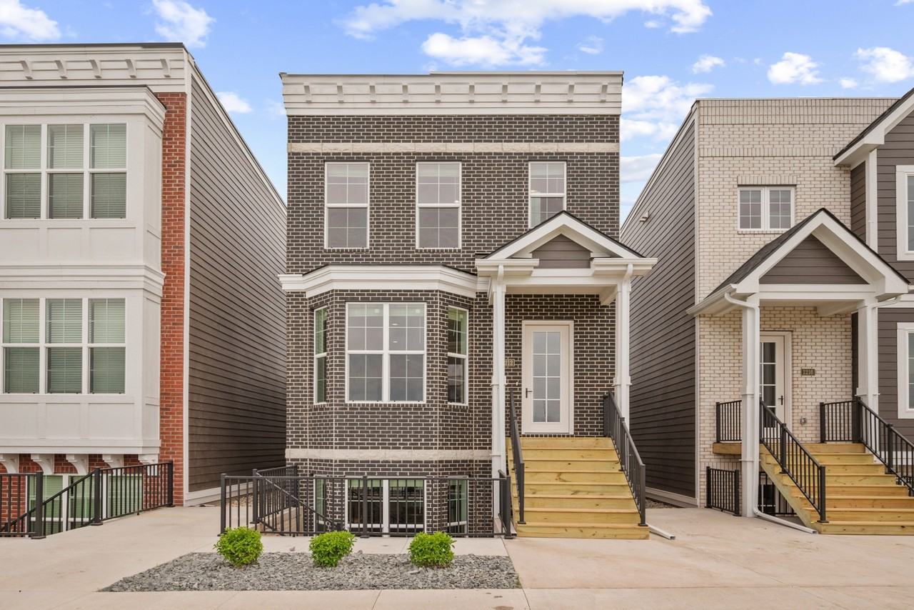 1105 Sw 11th St #1 - Photo 2 of 50