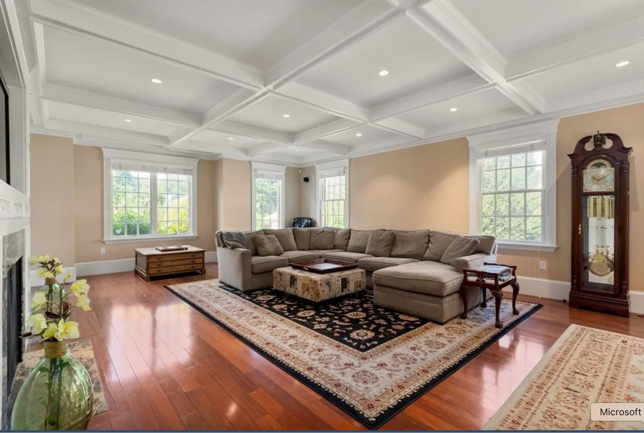 65 Forest Ave - Photo 7 of 14