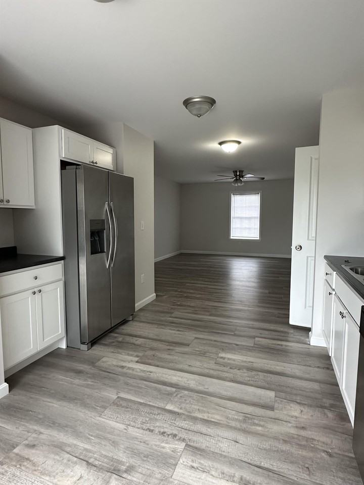 10 Mahon Road #3 - Photo 2 of 10