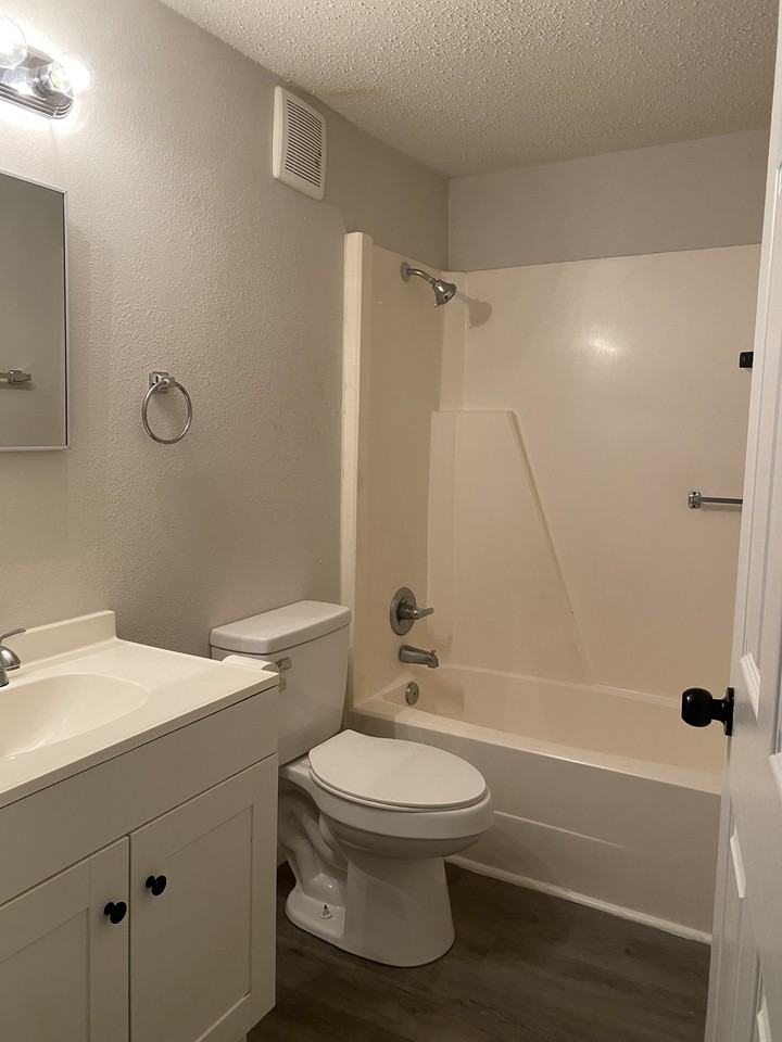 101 Livingston St #407 - Photo 6 of 16