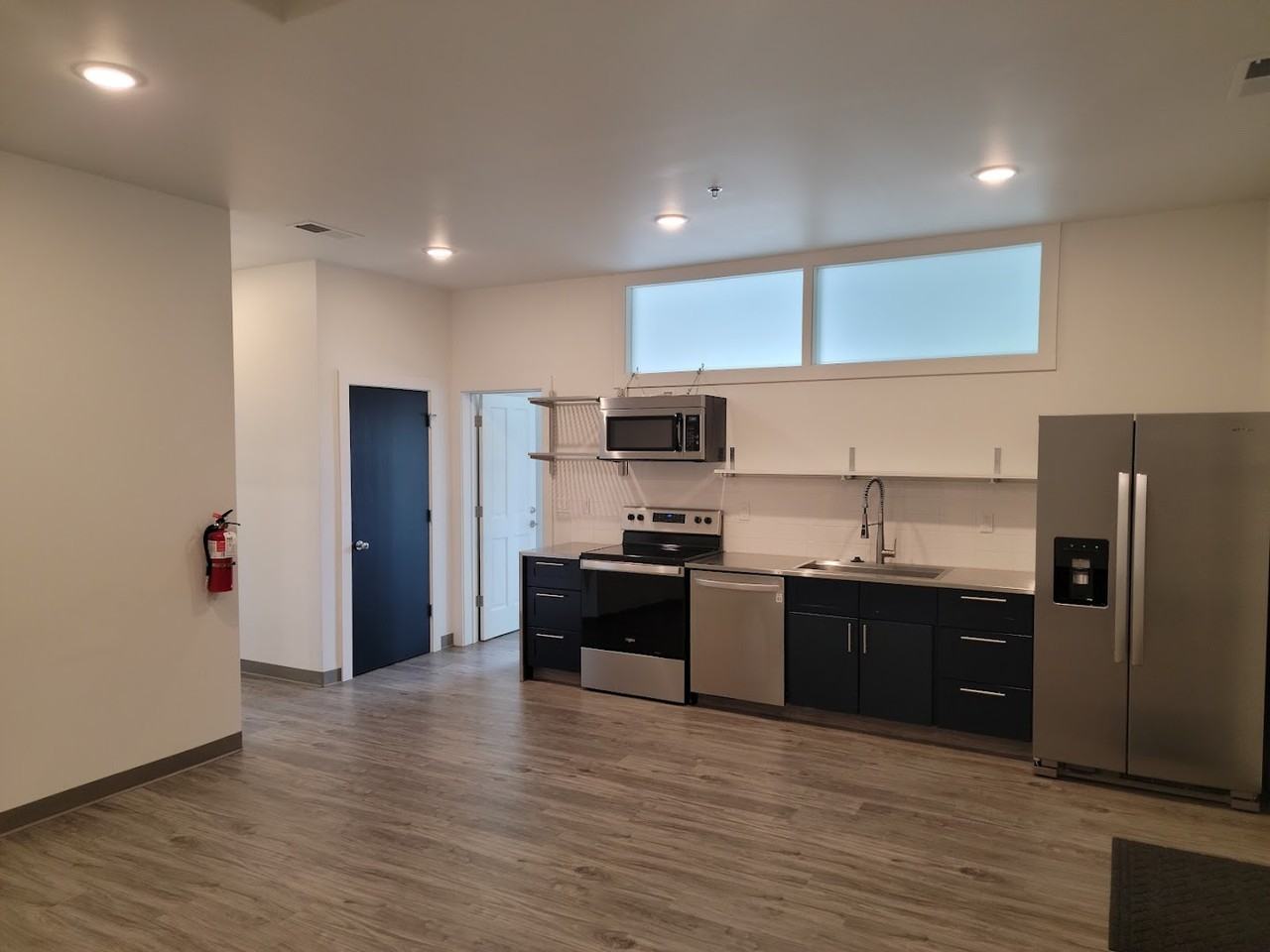 121 Honeysuckle Street #B - Photo 4 of 15